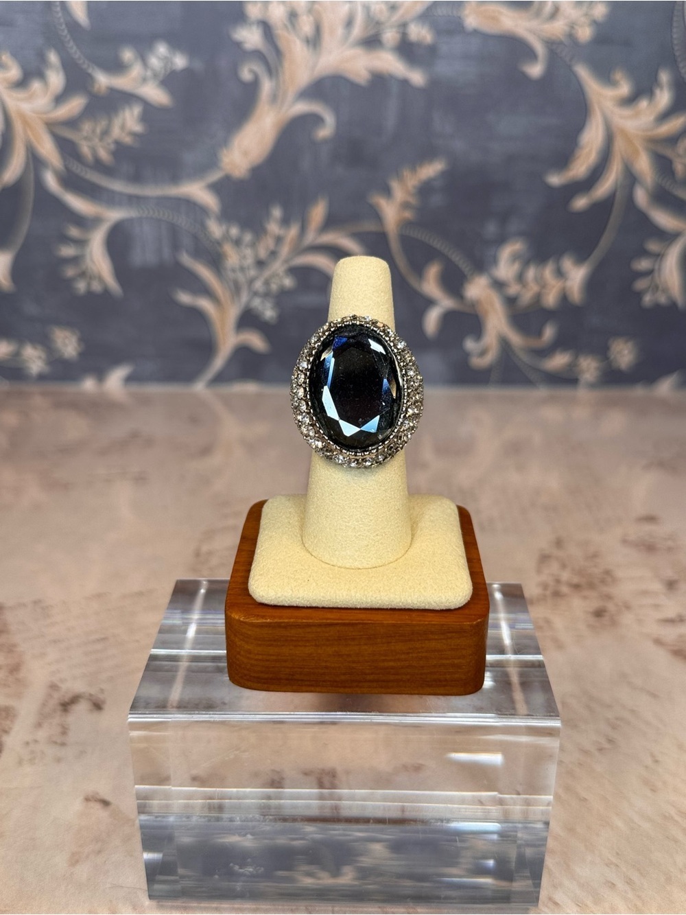 Adjustable Smoky Gray Statement Ring White Rhinestones Silver Tone D43